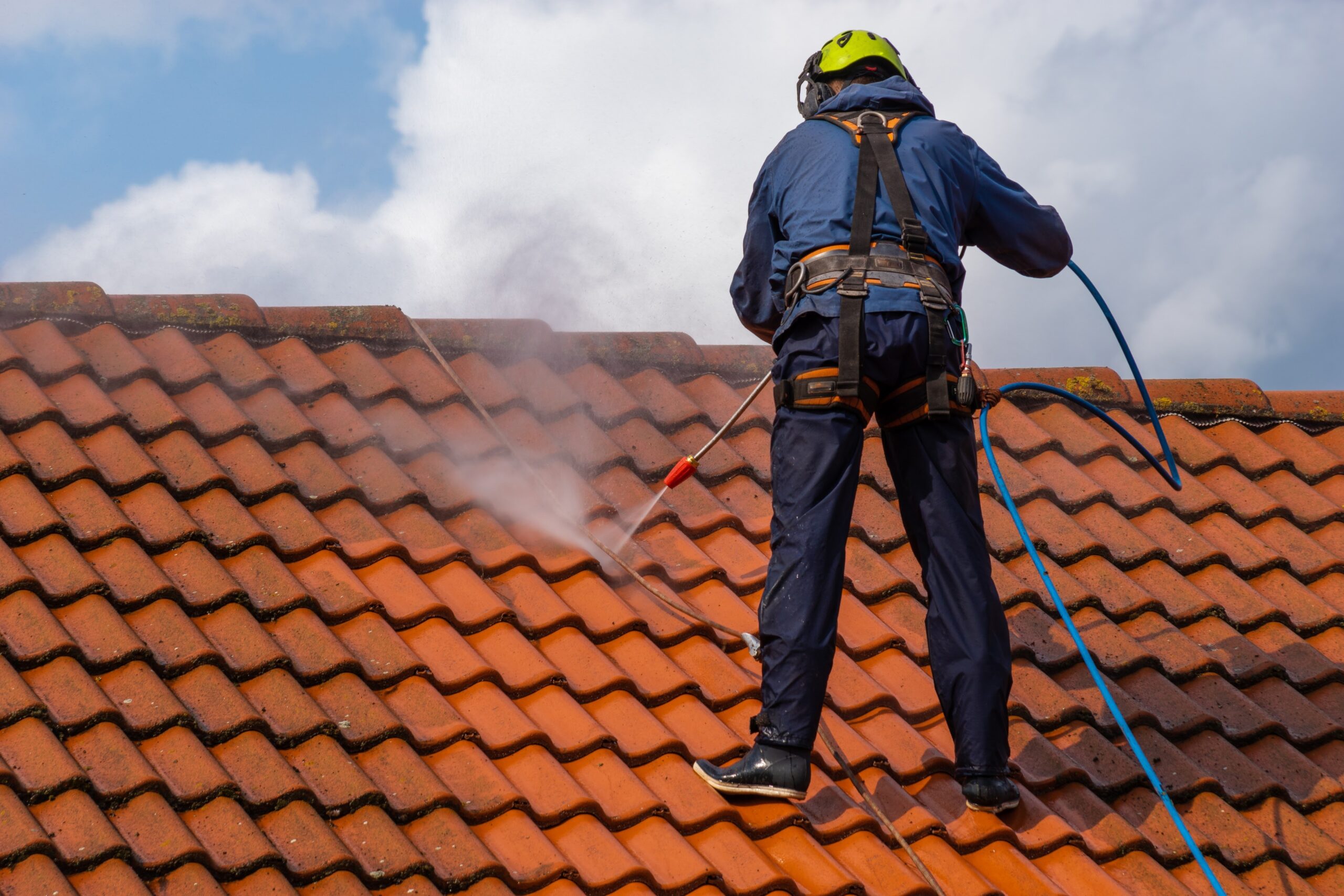 Roof-Cleaning-Banner