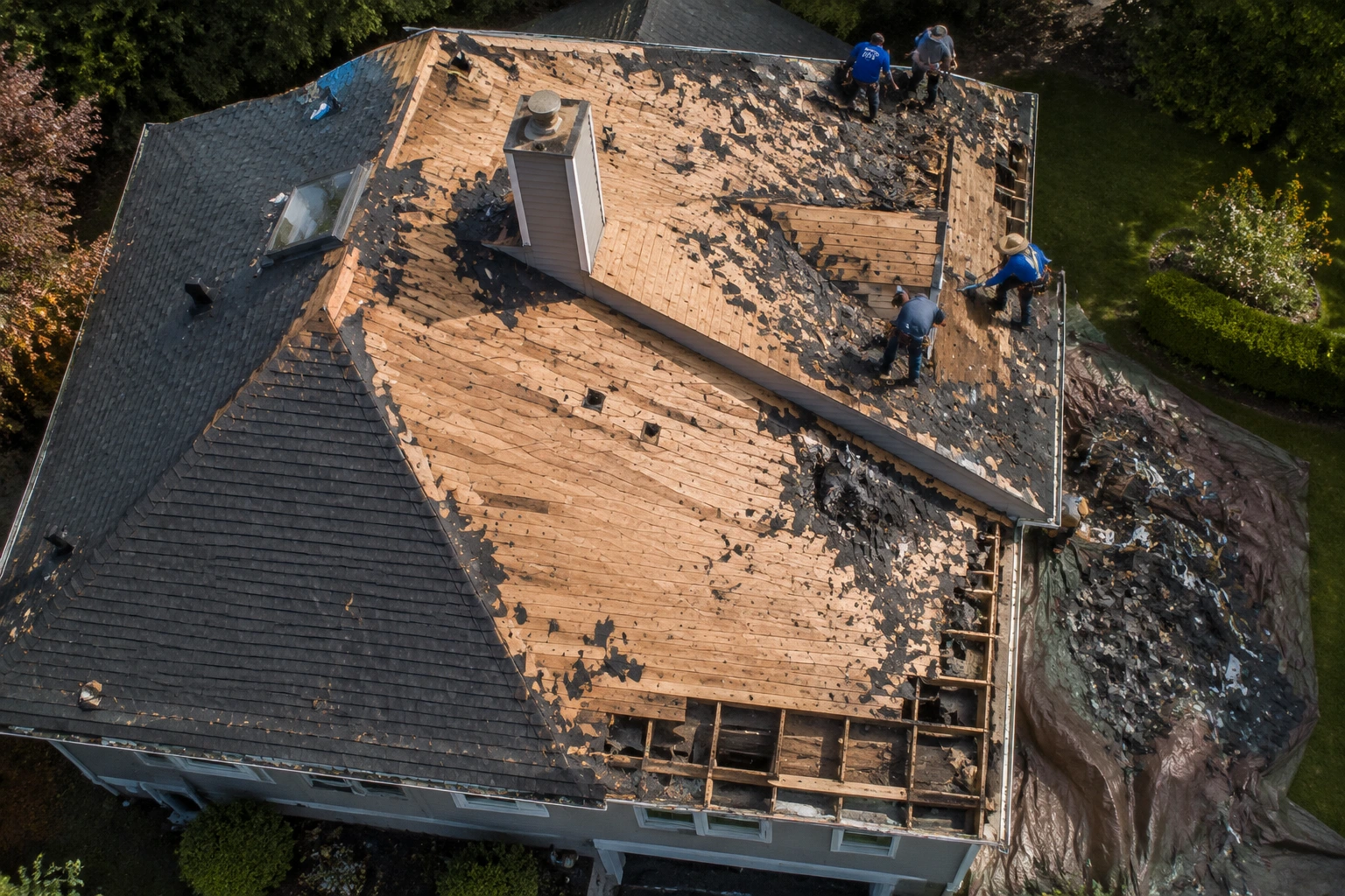 How much is it to remove a roof
